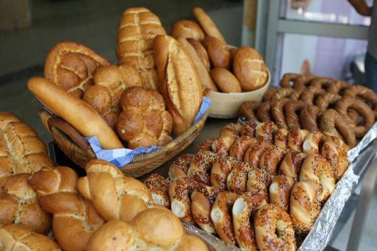 Dersim'de 3 liradan halk ekmek satışı başladı - Resim : 4