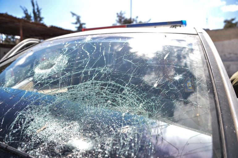 Beyaz Miğferler aracındaki DHA ekibi ölümden döndü - Resim : 1