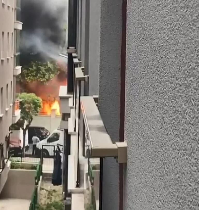 Oyun oynayan çocuklar anaokulu parkını yaktı - Resim : 1