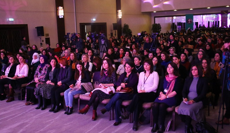 Buldan: Faşizmi kadınların demokrasi baharı bitirecektir - Resim : 1