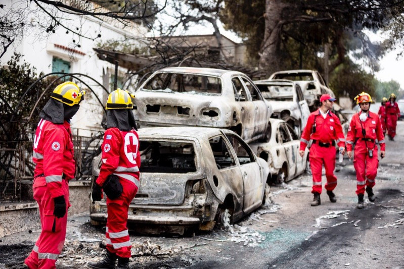 Fotoğraflarla Yunanistan yangını - Resim: 26