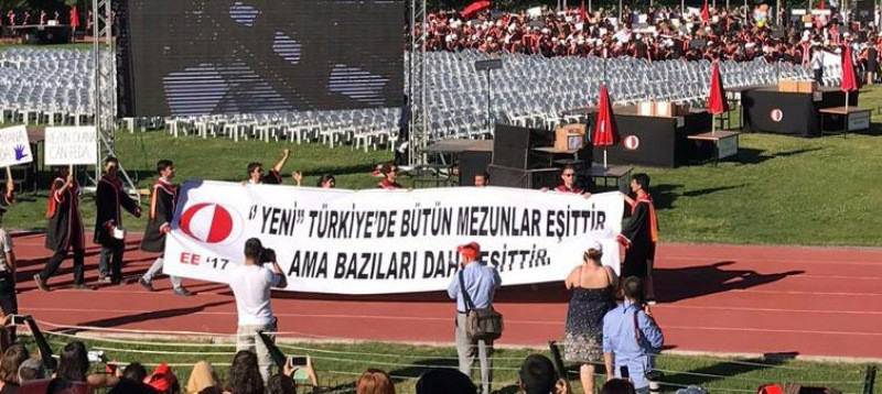 ODTÜ'den çok konuşulacak mezuniyet pankartları - Resim: 8