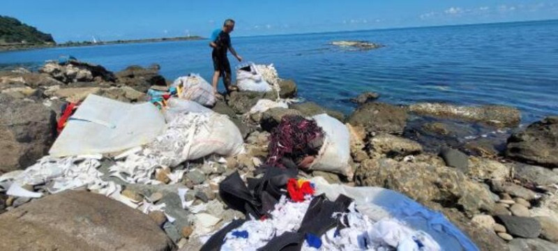 Çevreci dalgıç gördüğü çöp yığını karşısında ağladı - Resim: 7