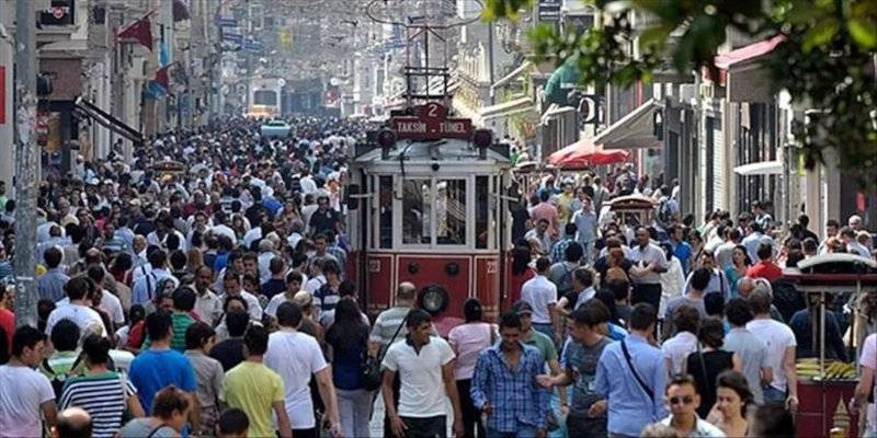Türkiye'den yurt dışına göç yüzde 53 arttı, en çok gidenler 25-29 yaş grubu - Resim: 5