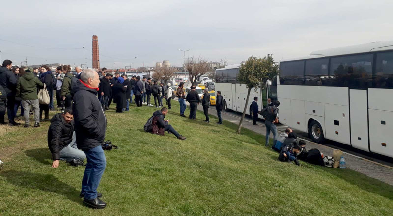 'Türkiye'de geçinemiyoruz' diyen göçmenleri 1500 TL'ye sınıra taşıyorlar - Resim : 2