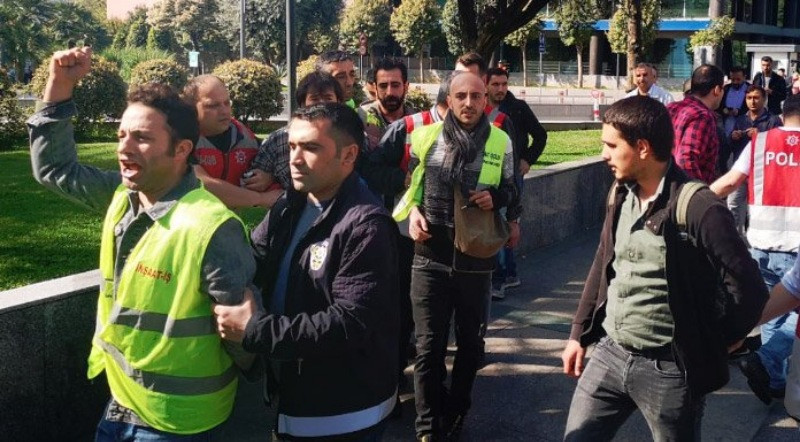 Taksim'e yürümek isteyenlere polis müdahalesi: 127 gözaltı - Resim: 7