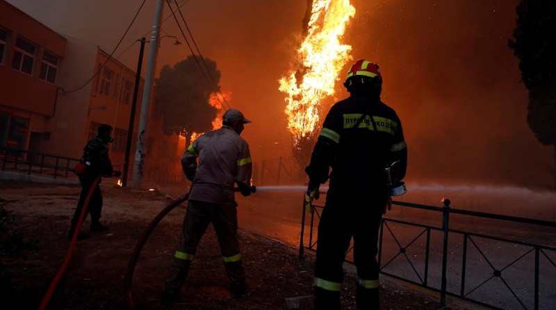 Fotoğraflarla Yunanistan yangını - Resim: 6