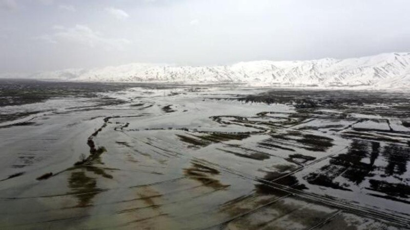 Hakkari'de dere taştı, ova ve evler su altında kaldı - Resim: 3