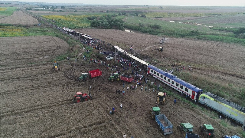 Tren kazasından iç yakan görüntüler - Resim: 10