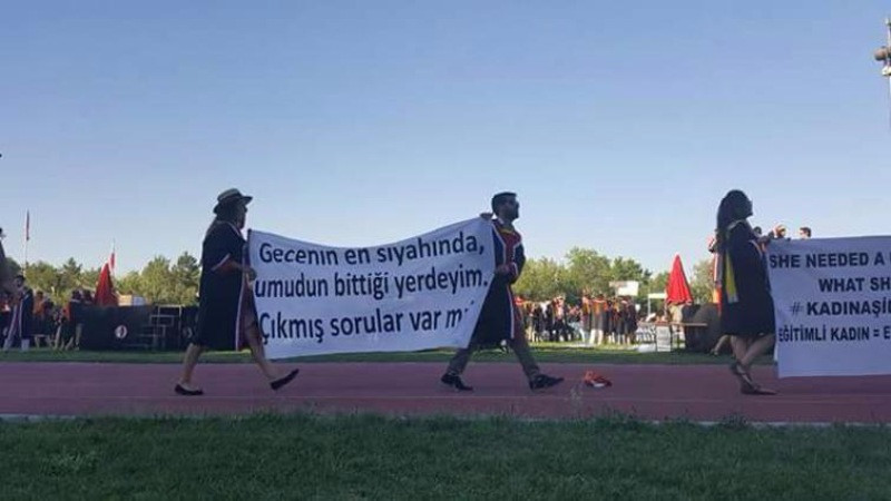ODTÜ'den çok konuşulacak mezuniyet pankartları - Resim: 26