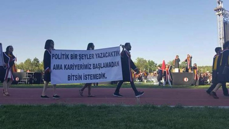 ODTÜ'den çok konuşulacak mezuniyet pankartları - Resim: 25