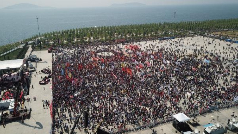 Fotoğraflarla Türkiye'de 1 Mayıs - Resim: 49