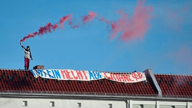 Fotoğraflarla Dünyadan 1 Mayıs - Resim: 7