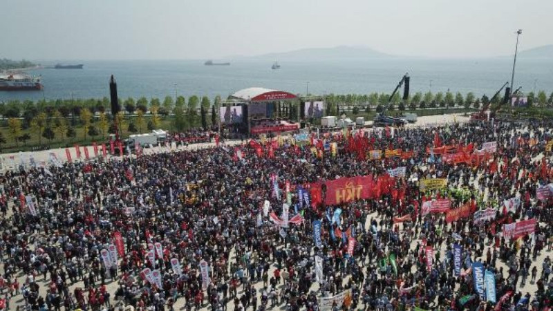 Fotoğraflarla Türkiye'de 1 Mayıs - Resim: 44
