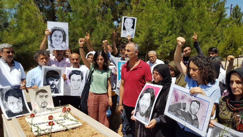 Suruç Katliamı 4. yılında: Yaşamını yitirenler anıldı - Resim: 16
