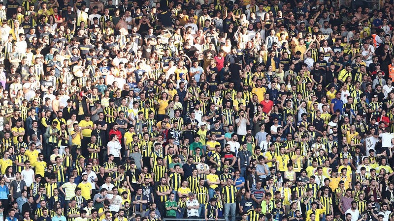 En fazla taraftarı olan takım Galatasaray, en fanatik taraftar Trabzonspor'da - Resim: 3