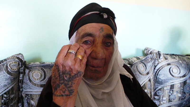 Unutulan gelenek: Kadınların yüz dövmeleri - Resim: 6
