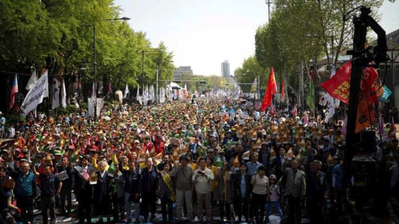 Fotoğraflarla Dünyadan 1 Mayıs - Resim: 15