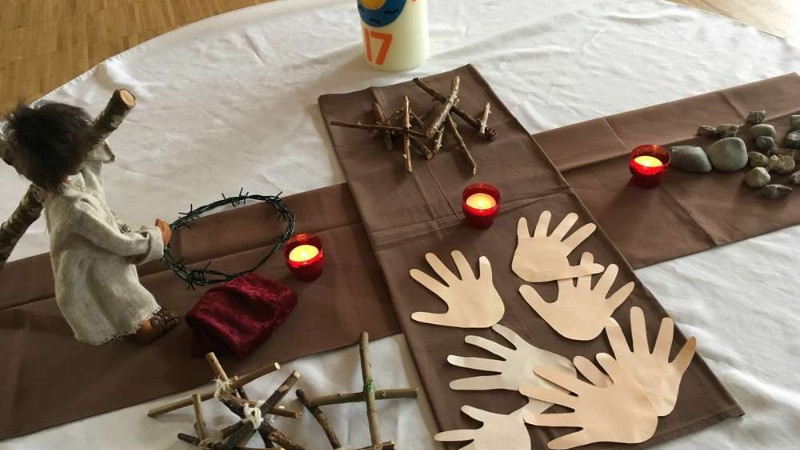 Paskalya bayramı 'kutsal cuma' ile başladı - Resim: 9