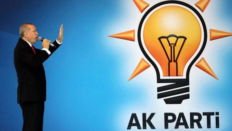 AKP'nin karnesi çıkarıldı: Ekonomi başarısız ama yol yaptılar - Resim: 2