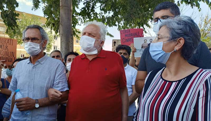 Sanatçı, aydın, yazar ve milletvekilleri: Ebru ve Aytaç'ı derhal serbest bırakın - Resim : 1