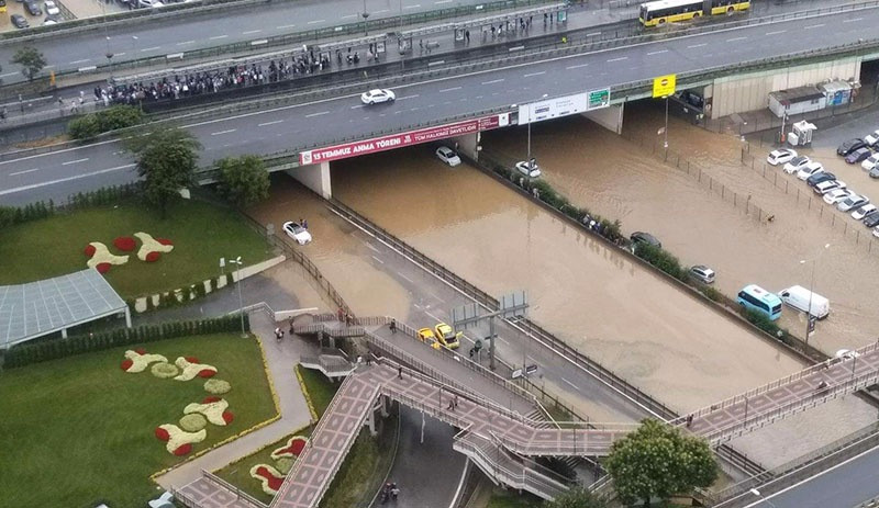 İstanbul'u sel vurdu - Resim: 6