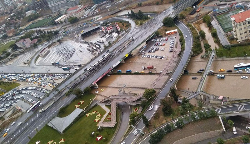 İstanbul'u sel vurdu - Resim: 5