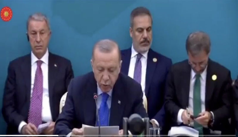 Tahran Zirvesi'nden kameralara yansıyan bu görüntüler gündem oldu - Resim : 1