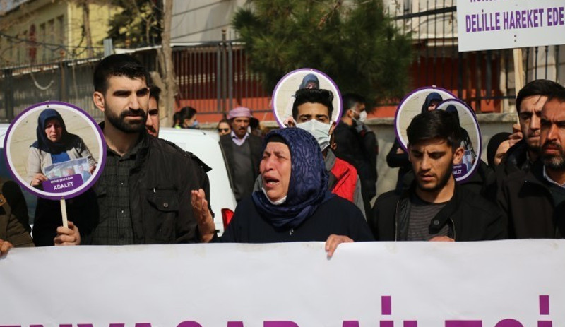 Üniversite öğrencilerinden Şenyaşar ailesine ziyaret - Resim : 1