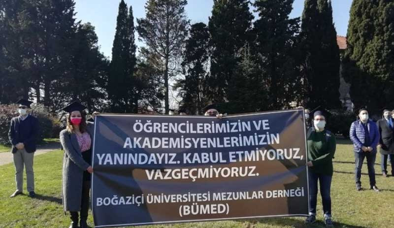 Boğaziçi Üniversitesi'ndeki eylemler polis ablukasına rağmen sürüyor - Resim : 3