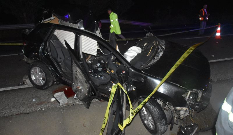 Kastamonu'da yolcu otobüsü kaza yaptı: 2 ölü, 16 yaralı - Resim : 1