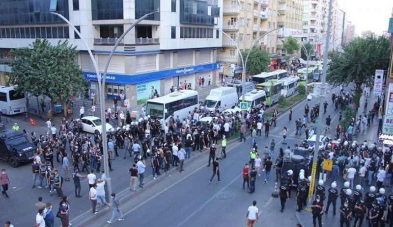 Konya’daki ırkçı katliam Türkiye'nin dört bir yanında protesto edildi - Resim : 2