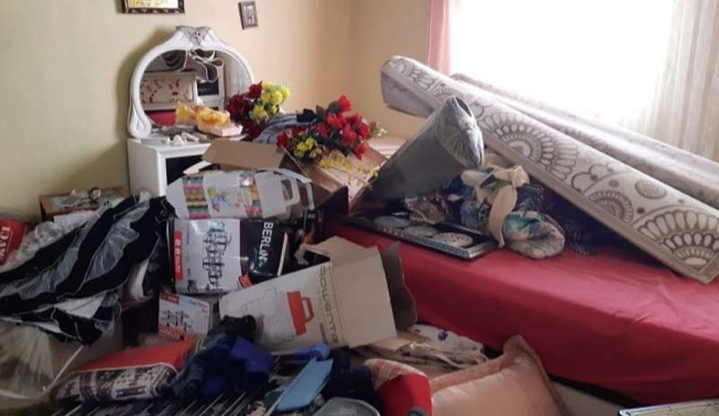 Polisten eve baskın: 'HDP önündeki ailelere katılın, size destek oluruz' - Resim : 1