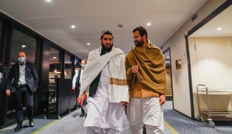Taliban Avrupalı yetkililerle görüşmeye geldi, protestolar başladı: 'Teröristlerle konuşmayın' - Resim : 1