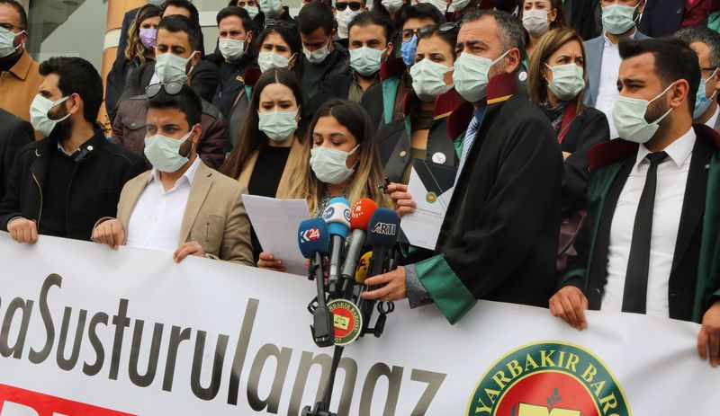 5 Nisan Avukatlar Günü: Diyarbakır Barosu'na bağlı avukatlara 78 soruşturma ve dava açıldı - Resim : 1