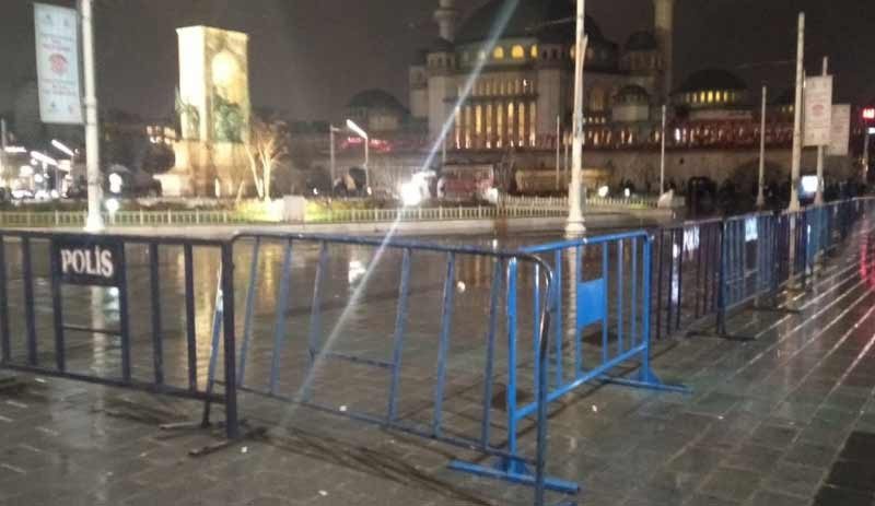 Dövizdeki sert yükselişin ardından halk, tencere-tavalarla sokakta: AKP istifa - Resim : 1