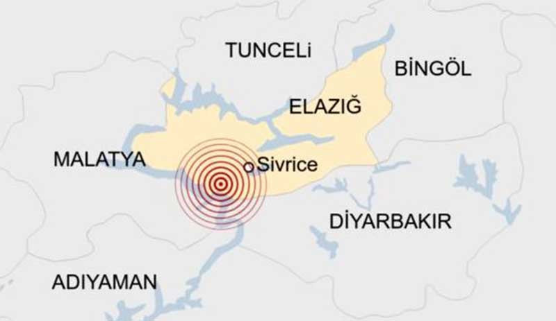 Elazığ'da 6.8 şiddetinde deprem - Resim : 1