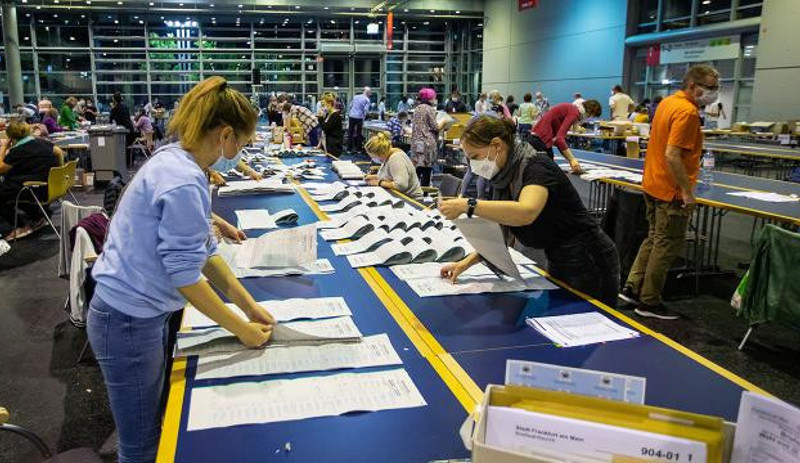 Almanya seçimleri: İş dünyasında koalisyon sürecinin uzaması endişesi - Resim : 1