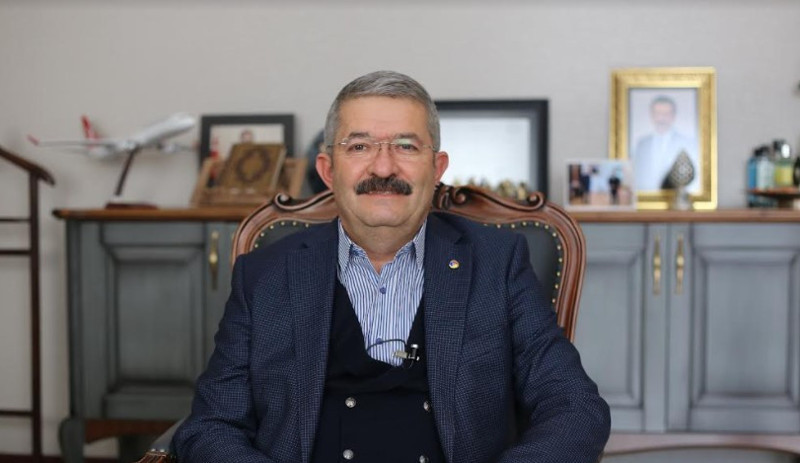 Hayvanlarını doyuramayan çobanın isyanı: 3 torba saman bir koyun parası - Resim : 3