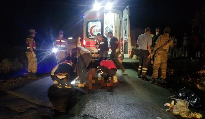 Göçmenleri taşıyan minibüs kaza yaptı: 12 ölü, 20 yaralı - Resim : 2