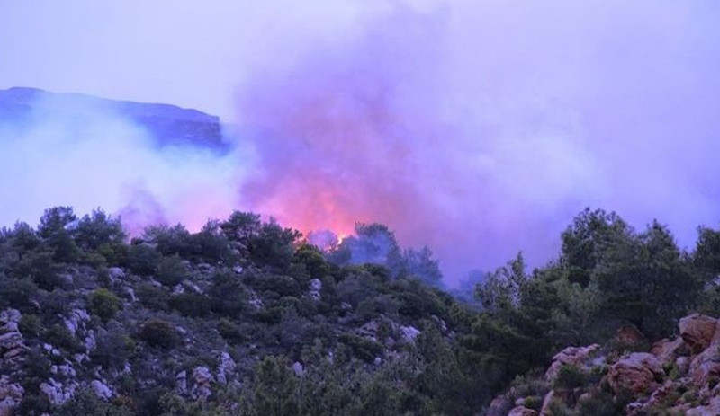 Bodrum'daki yangın saatler sonra söndürülebildi: 'Sabotaj şüphesi' açıklaması - Resim : 2