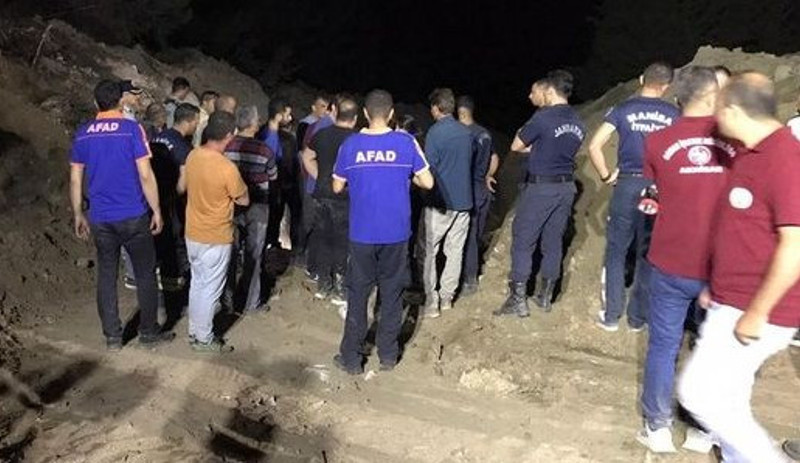 Manisa'da kazı çalışmasında göçük: 2 işçi öldü, 1 işçi yaralandı - Resim : 1
