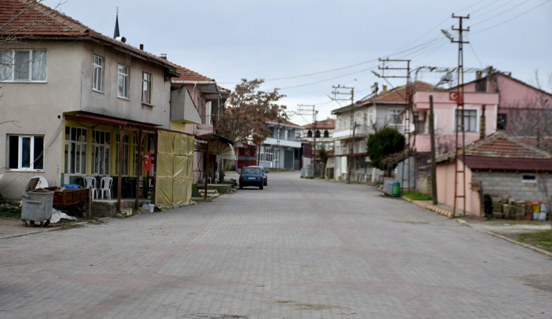 Vakaların arttığı kentte köylülerden gönüllü karantina: Eve kapandılar - Resim : 1