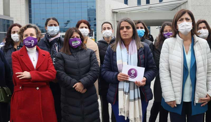 HDP İstanbul Sözleşmesi'nin çekilmesi için Danıştay'a başvurdu: Yargının tavrını görmeye geldik - Resim : 1