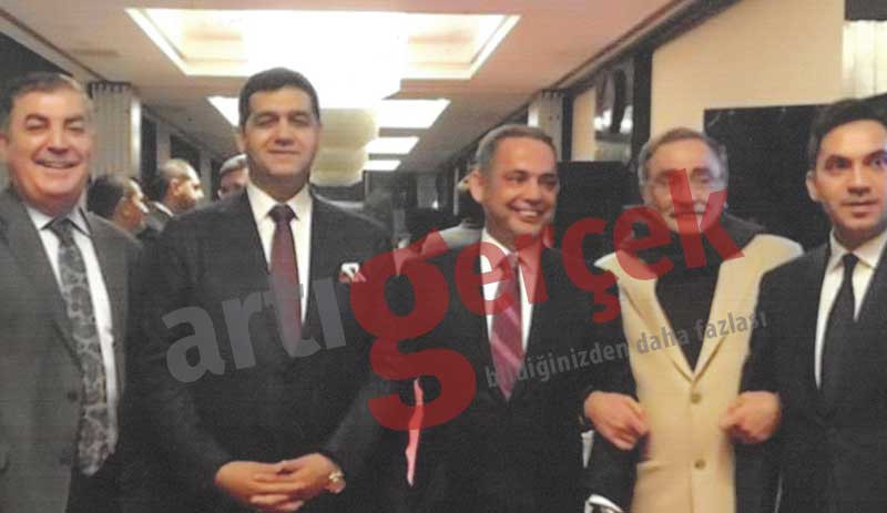 Sinan Aygün ve Esat Toklu fotoğrafları: TOGO Kuleleri işte bu ilişkiler sayesinde bitmiş - Resim : 2