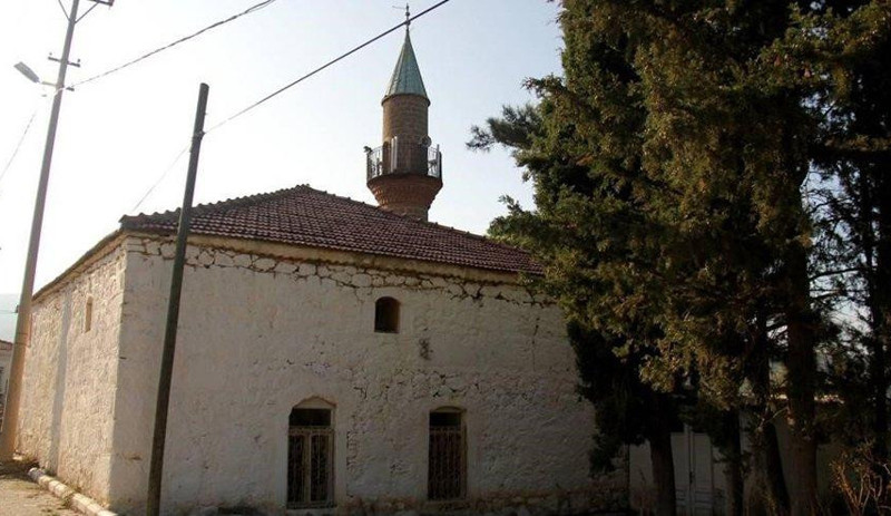 Diyanet ibadete kapattı, Çevre Bakanlığı da 190 yıllık tarihi cami için yıkım kararı aldı - Resim : 1