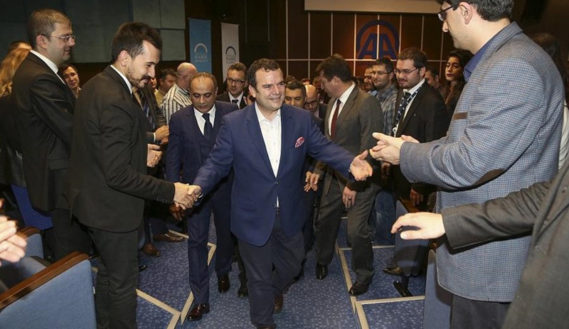 AA eski Genel Müdürü'nden Sedat Peker çıkışı: Daha birçok isim bu sorunlu ilişkiler ağının içinde anılacak - Resim : 1