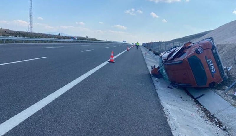 Savaştan kaçarak Türkiye’ye gelen Ukraynalı eski futbolcu Manisa’da kaza yaptı: 4 yaralı - Resim : 1