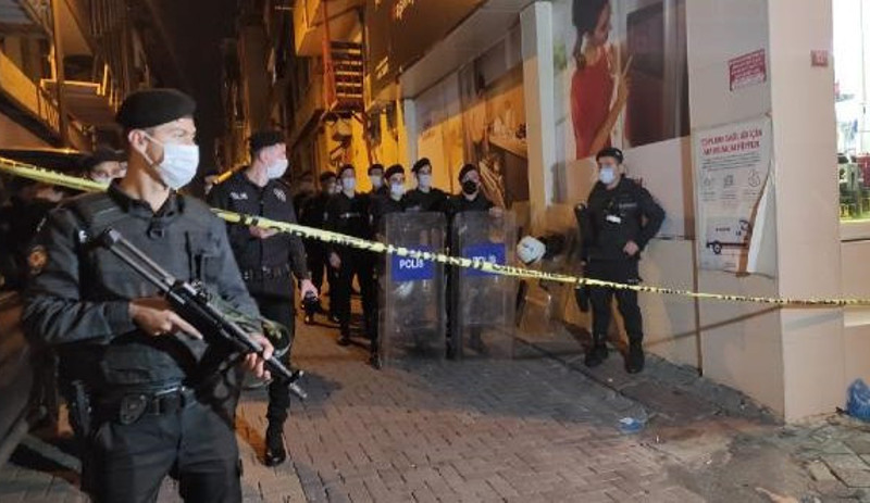 Valilik duyurdu: İstanbul’da bir kişi polis kurşunuyla vurularak öldü - Resim : 1