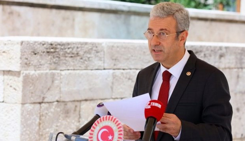 Kamuda çalışan avukatlara imza baskısı: Hangi bakanlıklarda, kim yapıyor? - Resim : 1